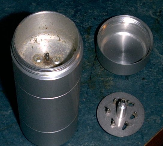grinder/insert/lid